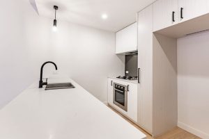 G09/28 Swindon Road, HUGHESDALE, VIC 3166 AUS