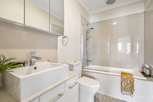 12/19 Hughes Street, BURWOOD, VIC 3125 AUS