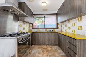2/6 Greenwood Avenue, RINGWOOD, VIC 3134 AUS