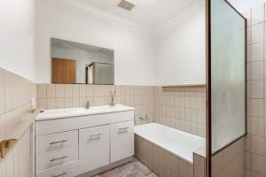 2/6 Greenwood Avenue, RINGWOOD, VIC 3134 AUS
