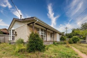 1 Walter Street, GLEN WAVERLEY, VIC 3150 AUS