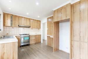 1 Walter Street, GLEN WAVERLEY, VIC 3150 AUS