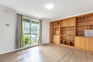 1 Walter Street, GLEN WAVERLEY, VIC 3150 AUS