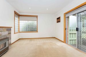 2/40 Avonhurst Drive, GLEN WAVERLEY, VIC 3150 AUS