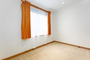 2/40 Avonhurst Drive, GLEN WAVERLEY, VIC 3150 AUS