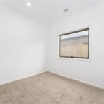 8 Frolic Street, TARNEIT, VIC 3029 AUS