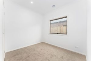 8 Frolic Street, TARNEIT, VIC 3029 AUS