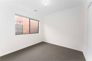 29 Caravan Parade, BERWICK, VIC 3806 AUS