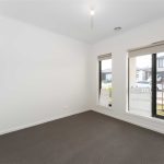 29 Caravan Parade, BERWICK, VIC 3806 AUS