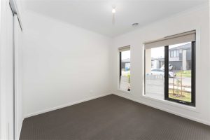 29 Caravan Parade, BERWICK, VIC 3806 AUS