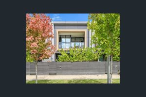 4 Osment St, ARMADALE, VIC 3143 AUS
