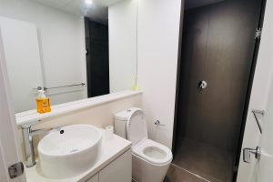 105/5 sovereign point court, DONCASTER, VIC 3108 AUS