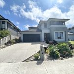30 BURNHAM CRES, KEYSBOROUGH, VIC 3173 AUS