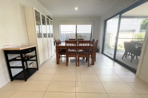 30 BURNHAM CRES, KEYSBOROUGH, VIC 3173 AUS