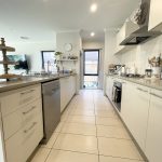 30 BURNHAM CRES, KEYSBOROUGH, VIC 3173 AUS