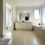 30 BURNHAM CRES, KEYSBOROUGH, VIC 3173 AUS