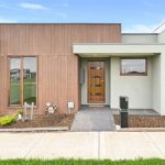 8 Flowering Walk, TARNEIT, VIC 3029 AUS