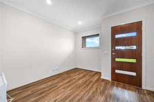 8 Flowering Walk, TARNEIT, VIC 3029 AUS