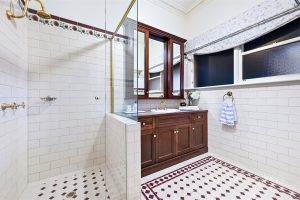 244 Oban Road, DONVALE, VIC 3111 AUS