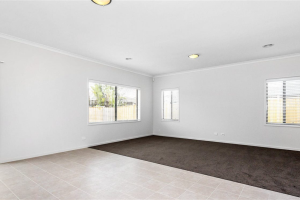 18 Bowral Ave, POINT COOK, VIC 3030 AUS