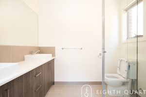 41 Flatbush Avenue, POINT COOK, VIC 3030 AUS