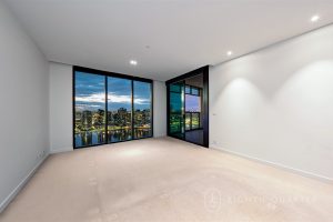 2004/9 Waterside Place, DOCKLANDS, VIC 3008 AUS