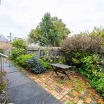 2/9 Balmoral Crescent, SURREY HILLS, VIC 3127 AUS