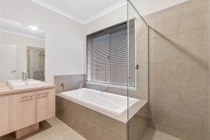 20 Lincoln Way, DOREEN, VIC 3754 AUS
