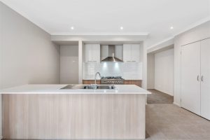 20 Lincoln Way, DOREEN, VIC 3754 AUS