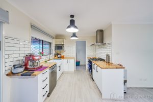 80 Fernbank Cres, MULGRAVE, VIC 3170 AUS