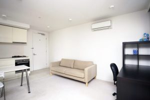 813/33 Mackenzie Street, MELBOURNE, VIC 3000 AUS