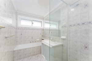 4 Allambi Ct, CLARINDA, VIC 3169 AUS