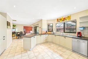 26 Romeo Ct, MILL PARK, VIC 3082 AUS