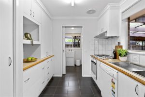 21 Blamey Ave, MILL PARK, VIC 3082 AUS
