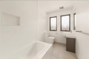 9 Peace Street, BOX HILL SOUTH, VIC 3128 AUS