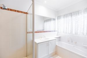 3 Sage Pl, ROWVILLE, VIC 3178 AUS