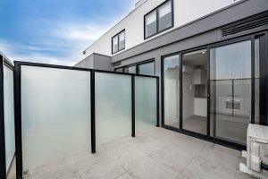 210/405 Neerim Road, CARNEGIE, VIC 3163 AUS