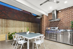 1/11 Wilma Ct, DONCASTER, VIC 3108 AUS