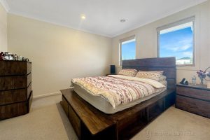 36 Matrix Circuit, CRAIGIEBURN, VIC 3064 AUS