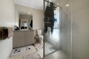 36 Matrix Circuit, CRAIGIEBURN, VIC 3064 AUS