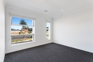 83 Bensonhurst Parade, POINT COOK, VIC 3030 AUS
