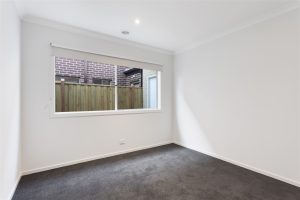 83 Bensonhurst Parade, POINT COOK, VIC 3030 AUS