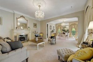13 Mont Albert Road, CANTERBURY, VIC 3126 AUS