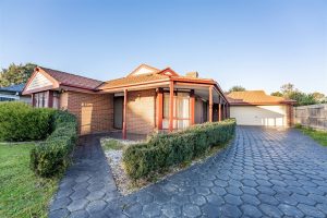 36 County Dr, BERWICK, VIC 3806 AUS