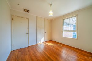 92 Windella Cres, GLEN WAVERLEY, VIC 3150 AUS