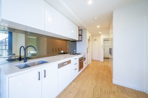 215/28 Swindon Road, HUGHESDALE, VIC 3166 AUS