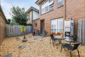9 Dunk Cres, BONBEACH, VIC 3196 AUS