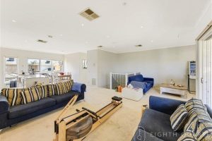 9 Dunk Cres, BONBEACH, VIC 3196 AUS