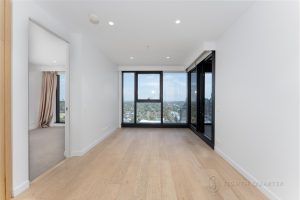 2006/545 STATION STREET, BOX HILL, VIC 3128 AUS