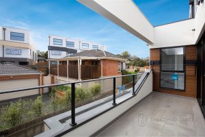 2/741 Elgar Road, DONCASTER, VIC 3108 AUS